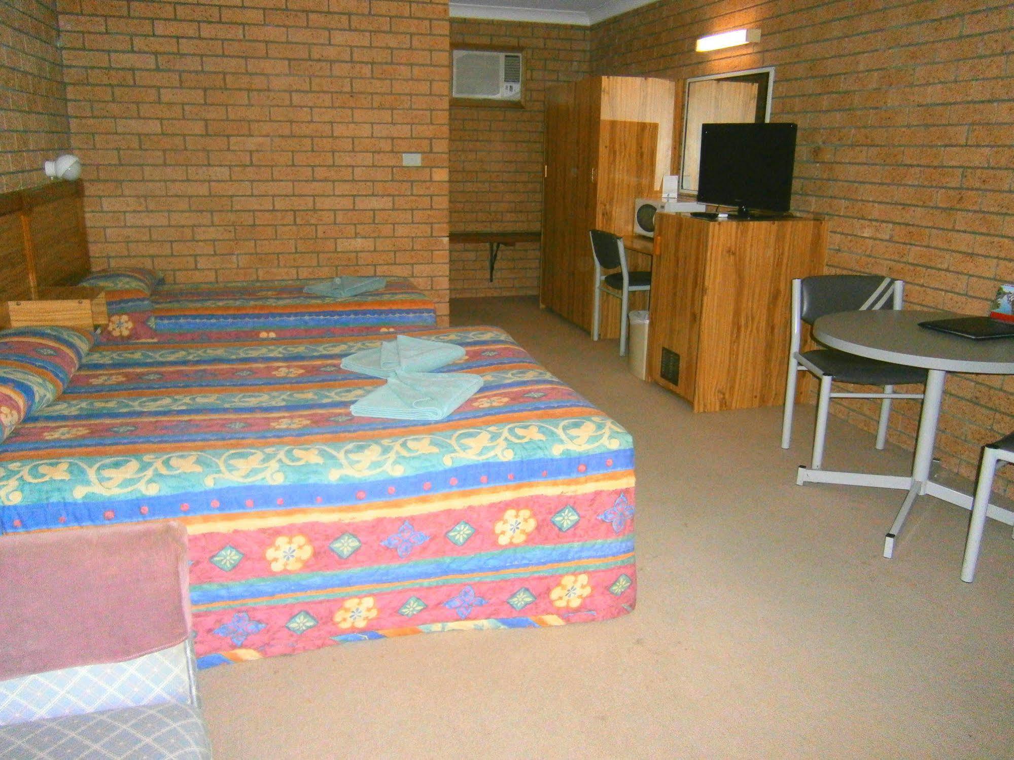 Aaron Inn Motel Narrabri Eksteriør bilde