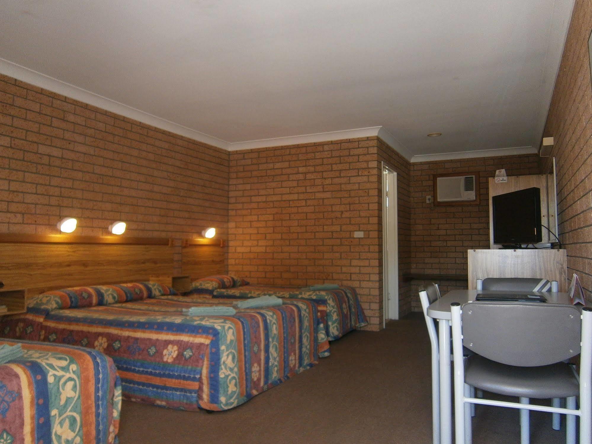 Aaron Inn Motel Narrabri Eksteriør bilde