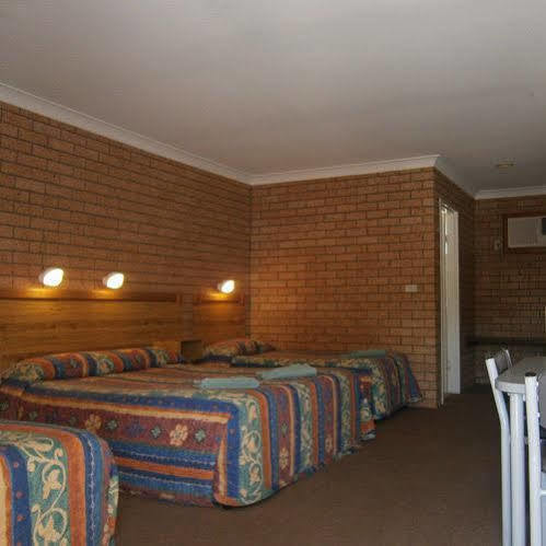Aaron Inn Motel Narrabri Eksteriør bilde