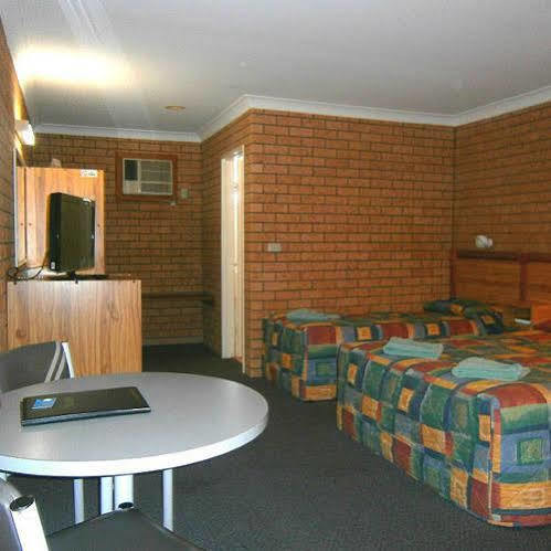 Aaron Inn Motel Narrabri Eksteriør bilde